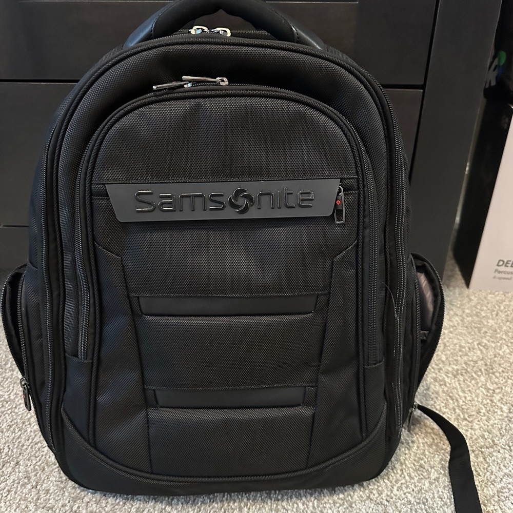 NEW SAMSONITE JAY FANUEIL 15.6" BUSINESS TRAVEL BACKPACK BLACK